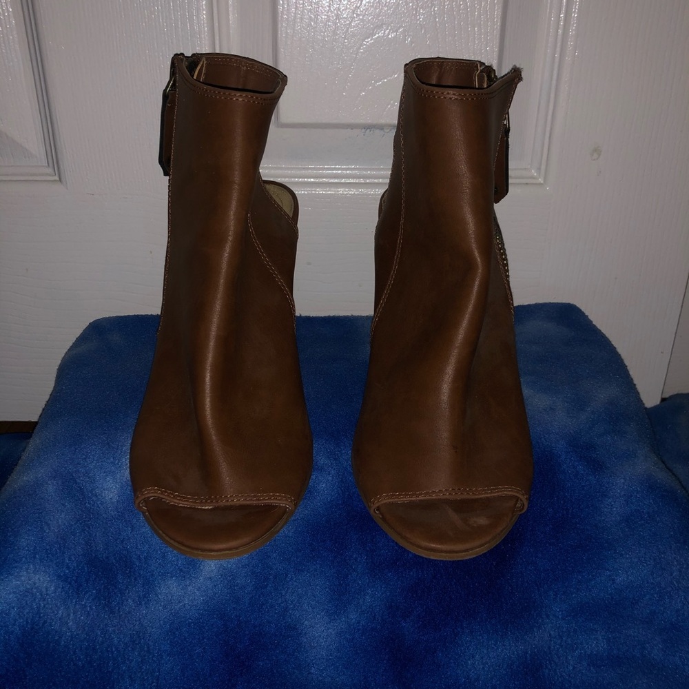 Open Back Heeled Booties - Picture 2 of 2